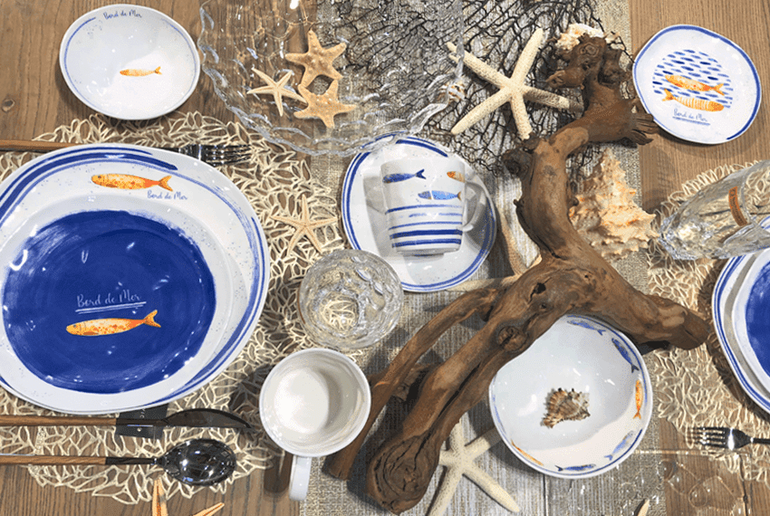Bord de Mer - Mediterranean style.